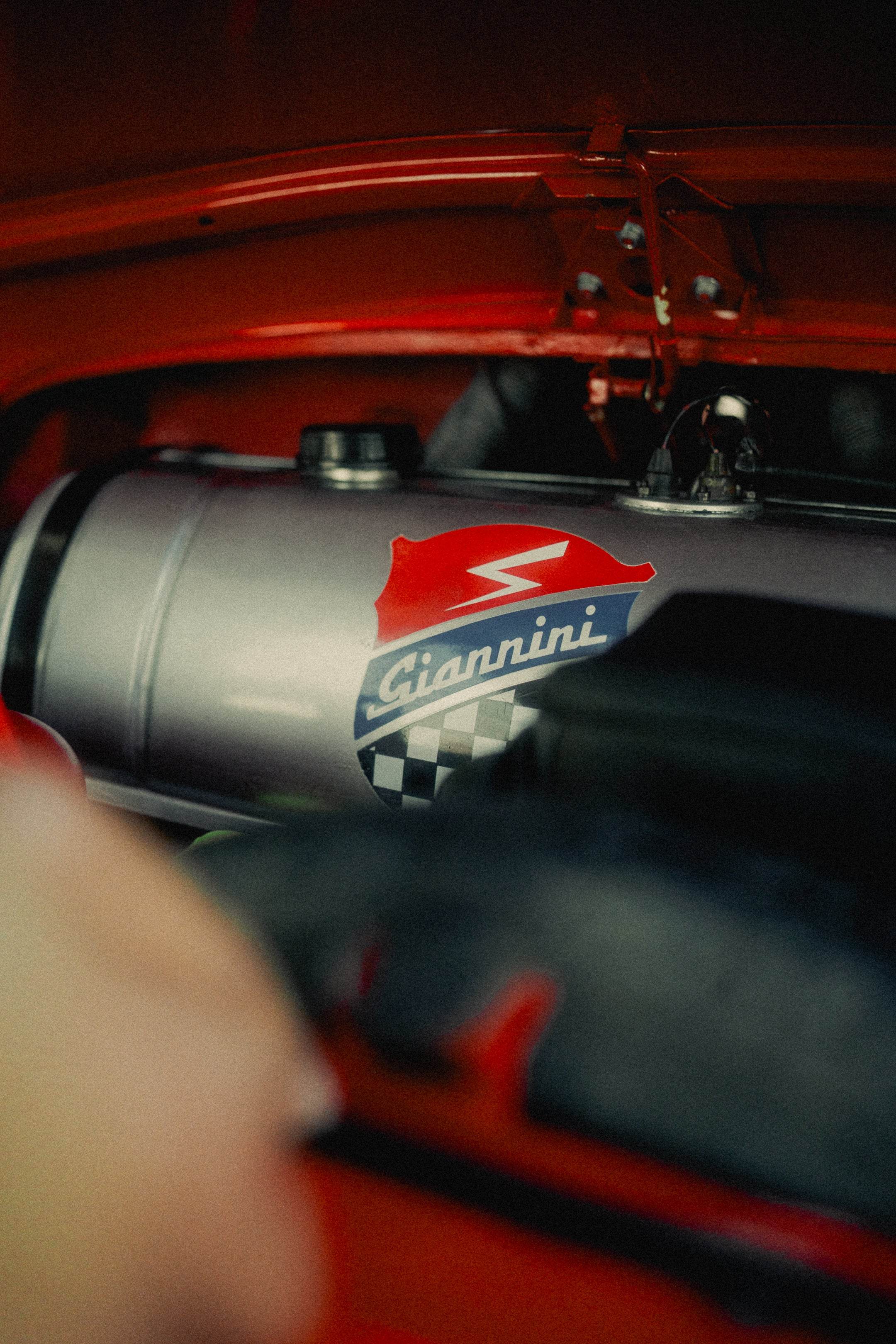 DAV8220_f4e599ca-8561-46db-9ca8-3e7add168938 - ClassicDreams